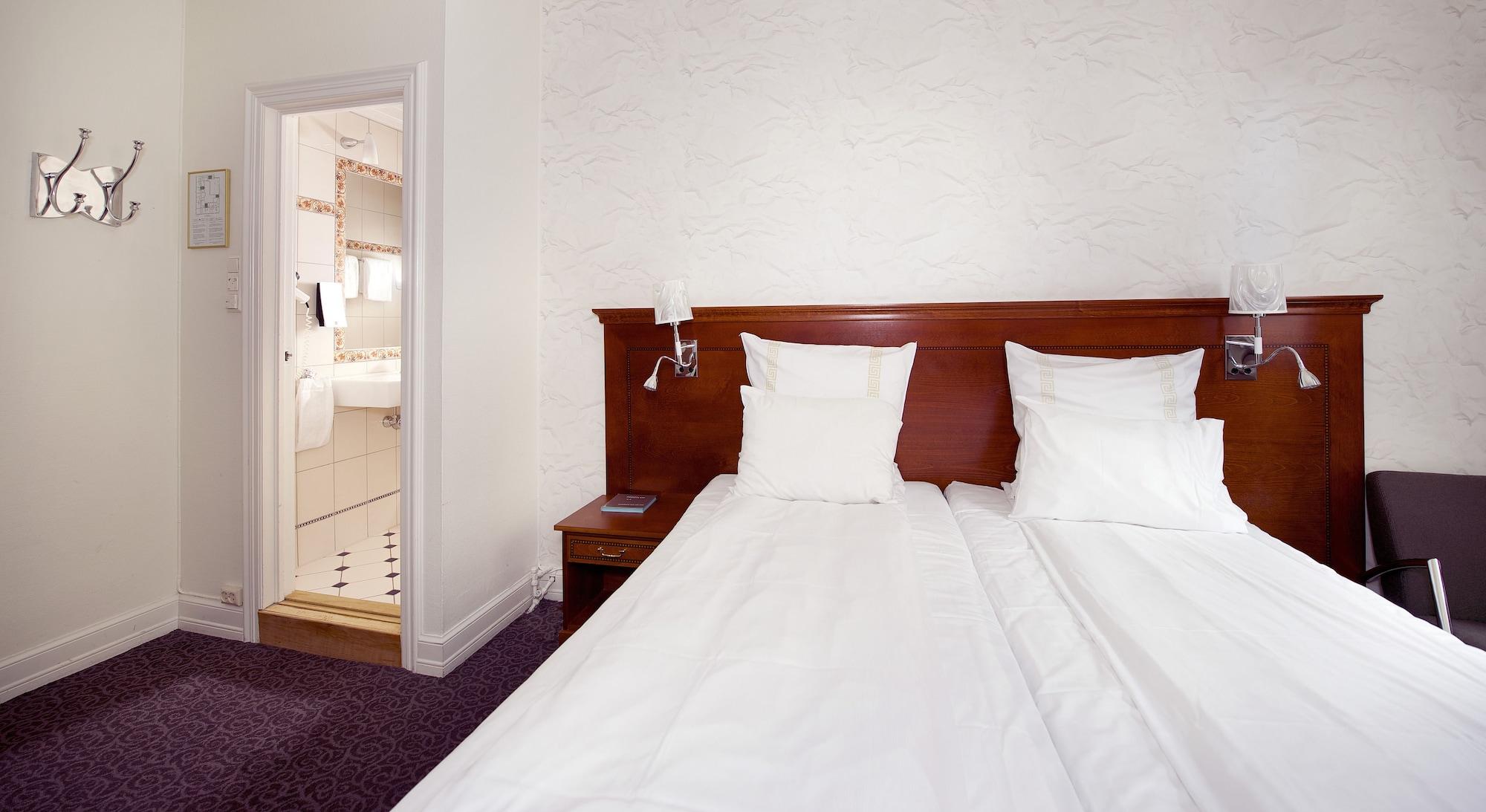 Home Hotel Savoy Oslo Exterior photo